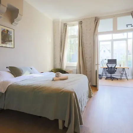 Cozy 2bedrooms For Rent * 암스테르담